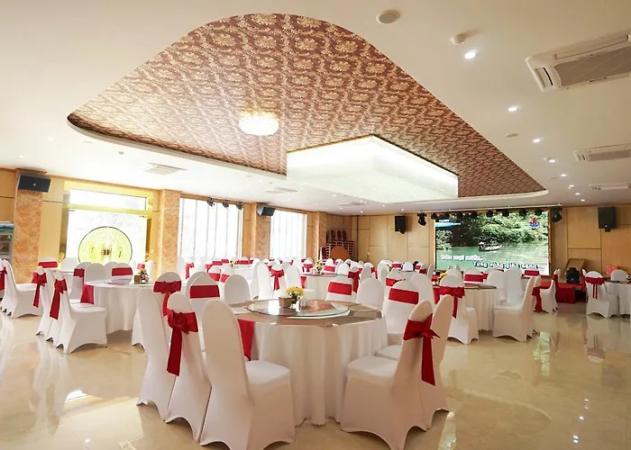 Seastar Hotel 3*